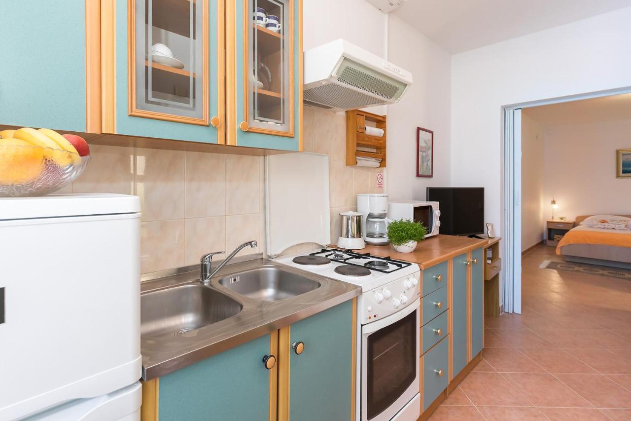 Apartments Marija Фунтана Екстер'єр фото