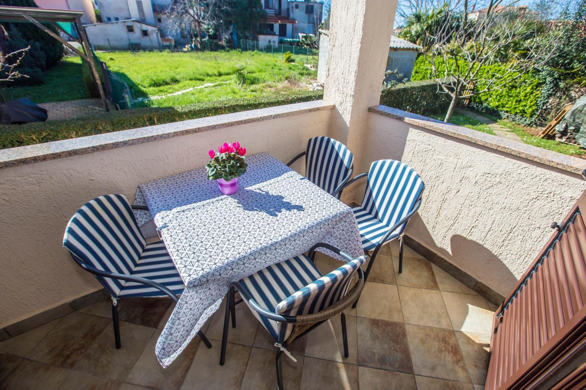 Apartments Marija Фунтана Екстер'єр фото